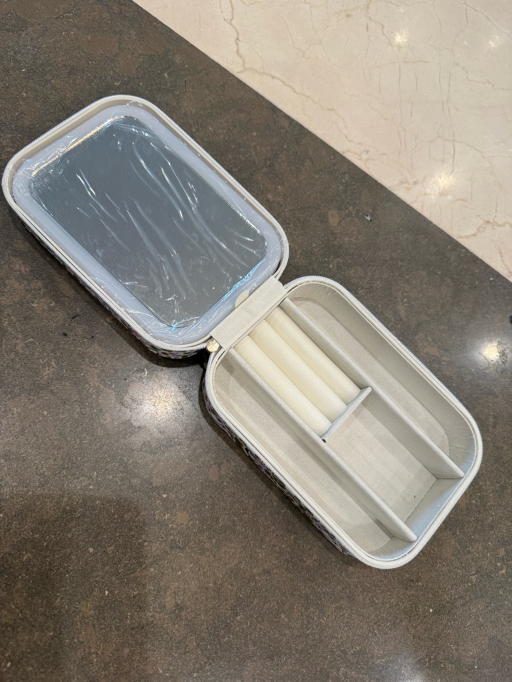 Compact Travel Jewelry Case with Mirror - cream colored interior